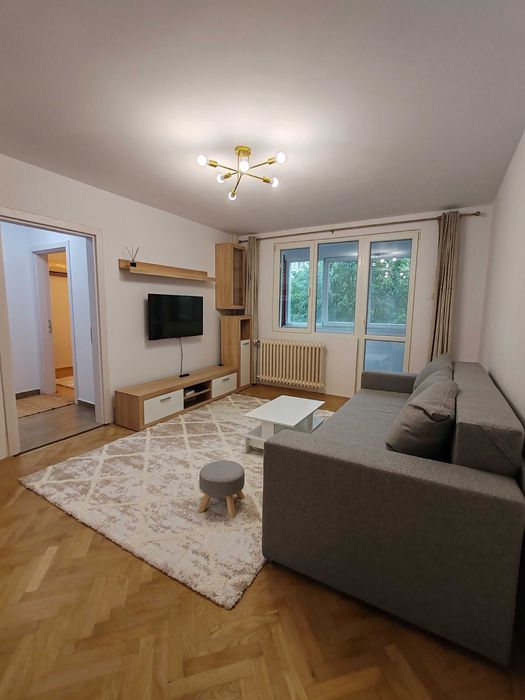 Inchiriere apartament 2 camere Titan, Minis