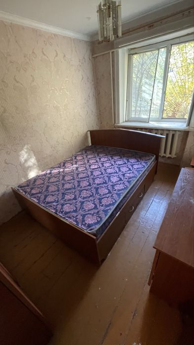 Спальняя кровать