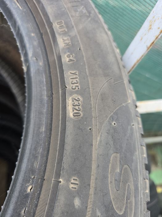 Set 2 anvelope/cauciuc/roti 255/50R19 (iarna)