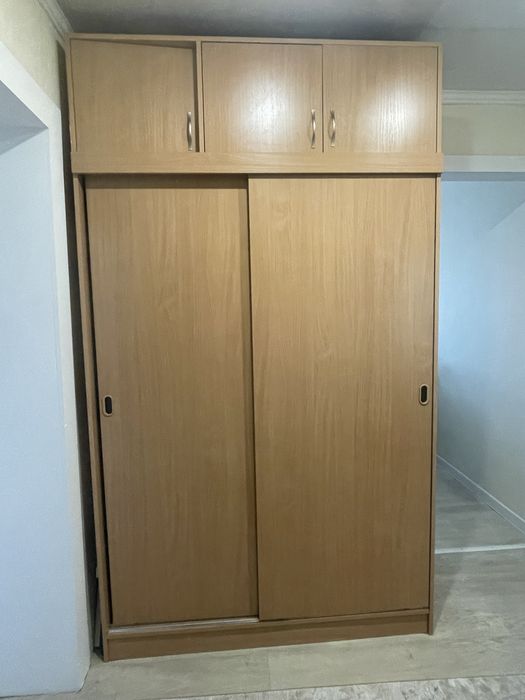 Продам шкаф-купе