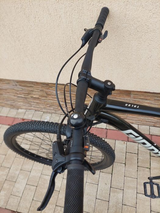 Bicicletă GIANT și WHITE bărbătească/ damă  roți 29