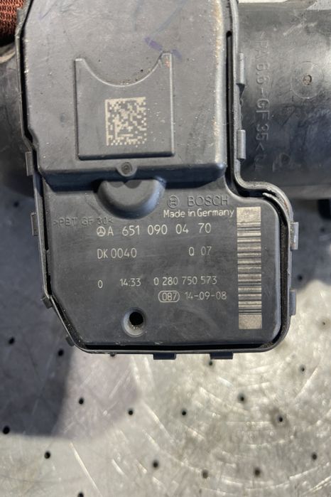 Clapeta acceleratie A 651 090 04 70 Mercedes-Benz V-Class W447 seria