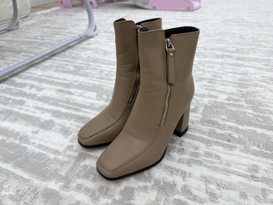 Продам женские сапоги 37 размер