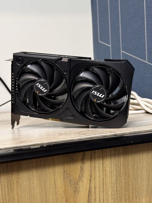 Видиокарта RTX 5050