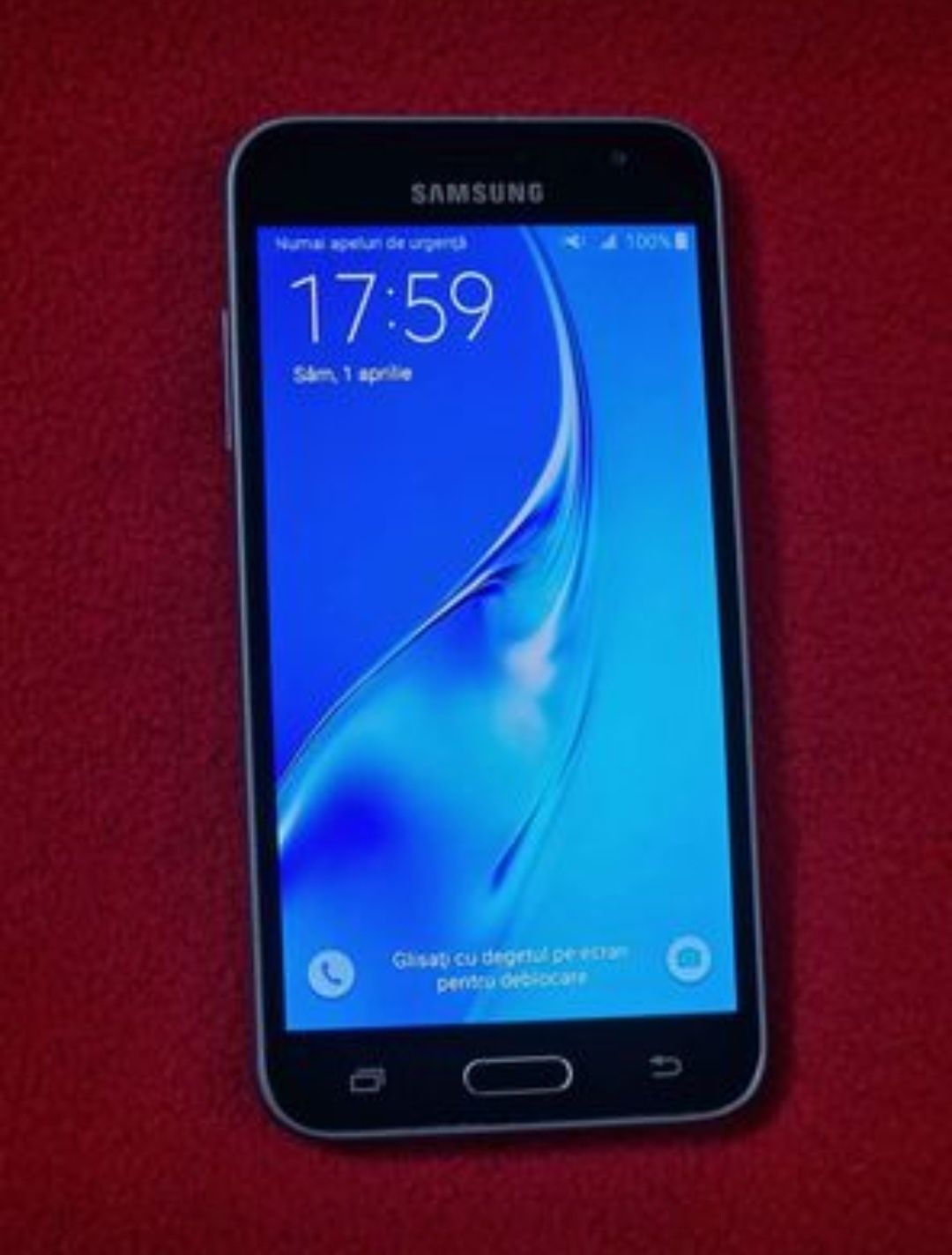 Samsung Galaxy J3 Negru, Stare excelenta, Liber de rețea. Pret fix 200