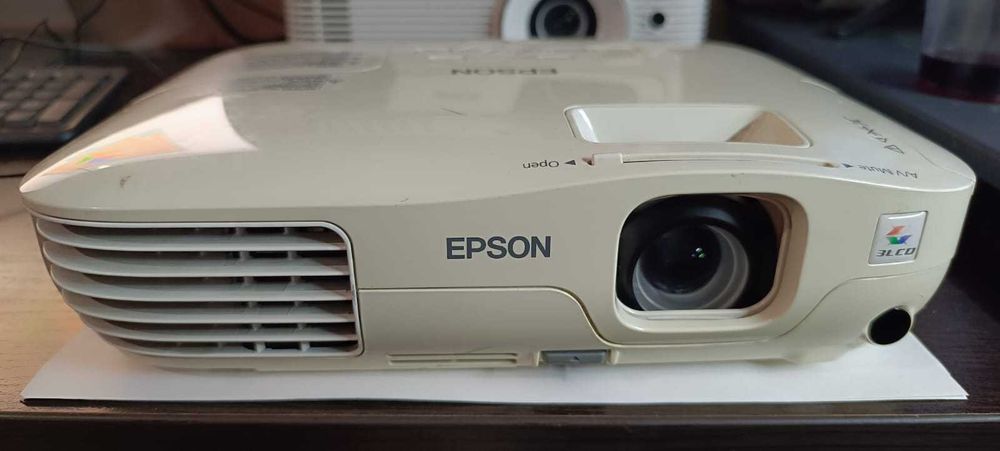 Продам проектор Epson