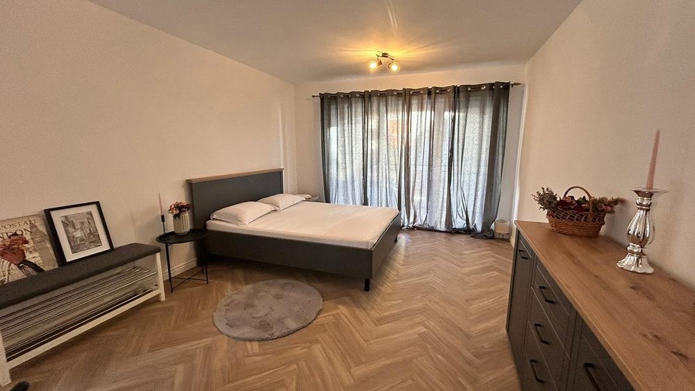 Garsoniera regim hotelier coresi mall