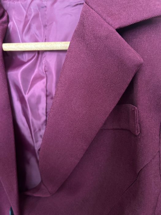 Дамско сако в цвят бурдо