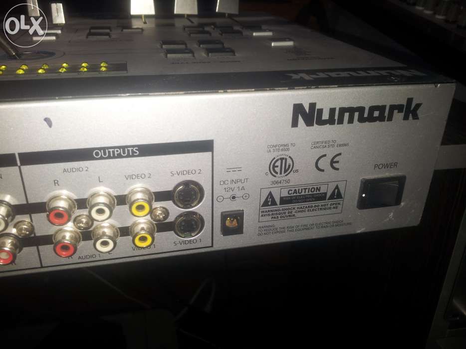 Mixer audio-video numark AVM01