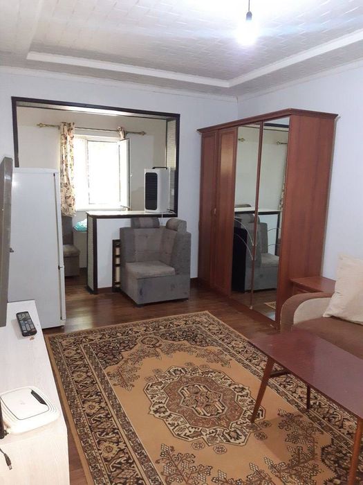 Novzada 1 Xonali Uy Ijaraga Beriladi