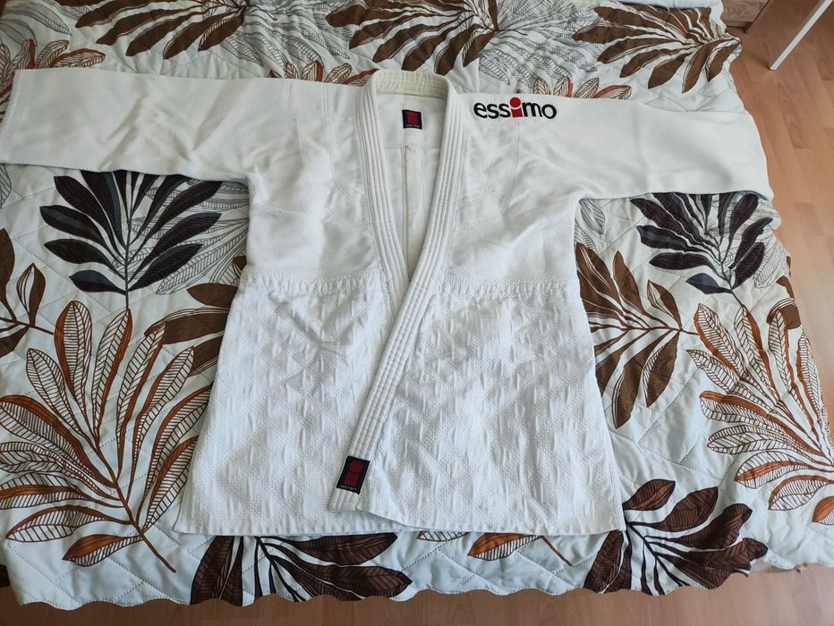 Бяло кимоно за джудо Essimo 190 см
