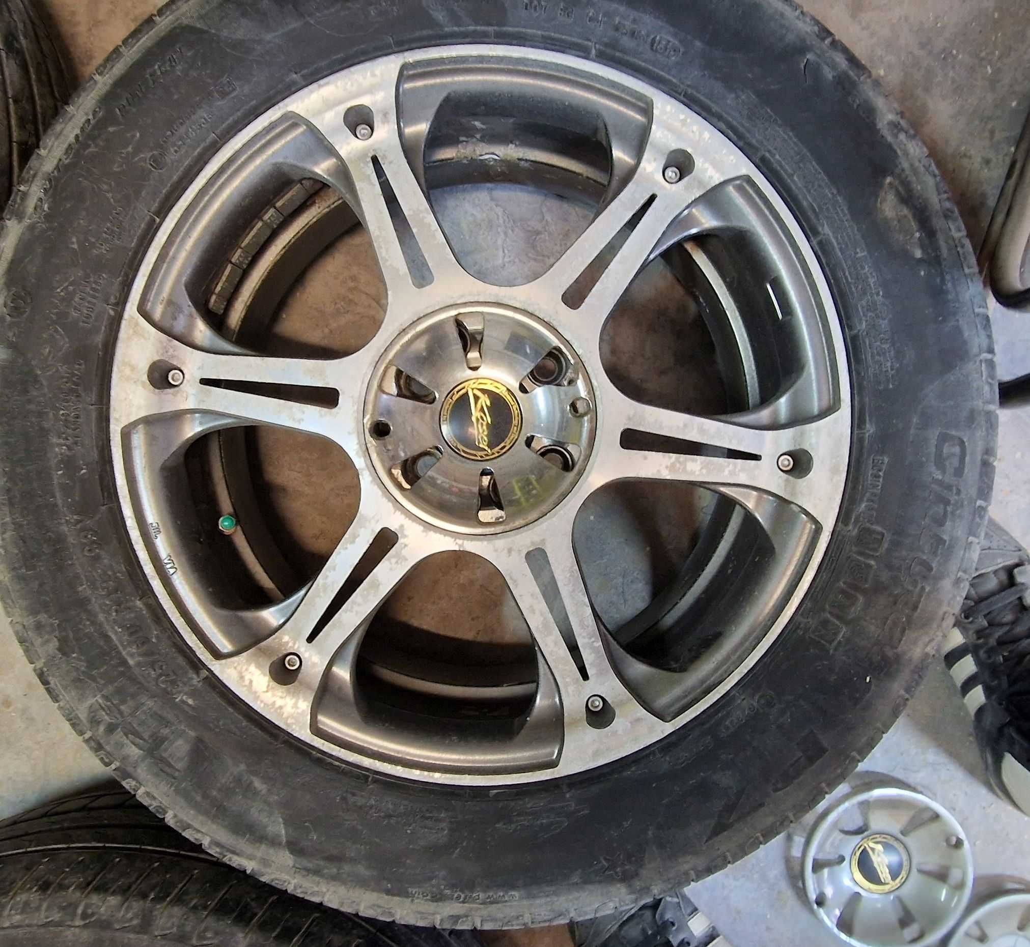 Джанти Kosei Subaru Outback с летни гуми Pirelli 225/60/R17