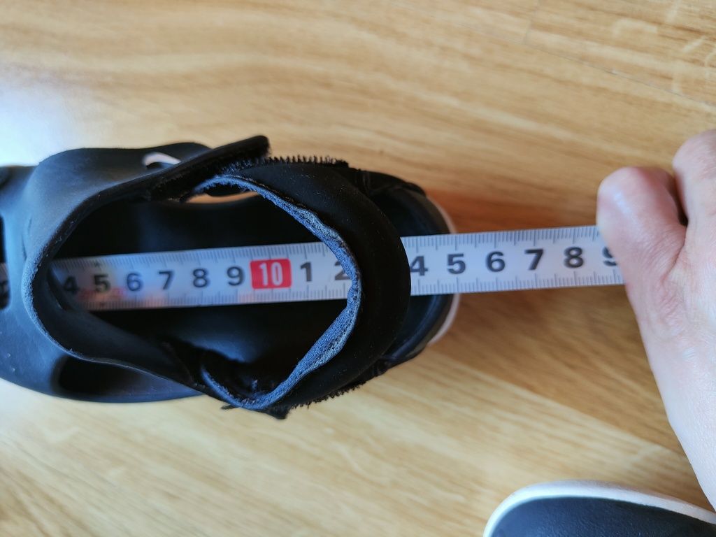 Сандали Nike размер 25