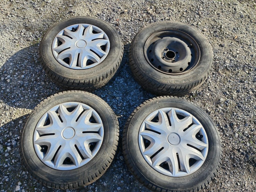 Метални джанти 14цола със зимни гуми
