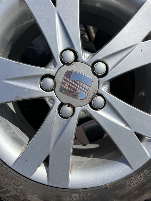 Джанти Seat Leon/Altea с зимни гуми 205/55/16 . Дот19