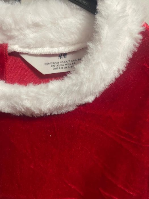 Rochita craciunita marca H&M marimea 122-128