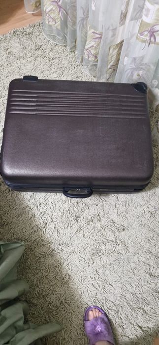 Чемодан в отличном состоянии