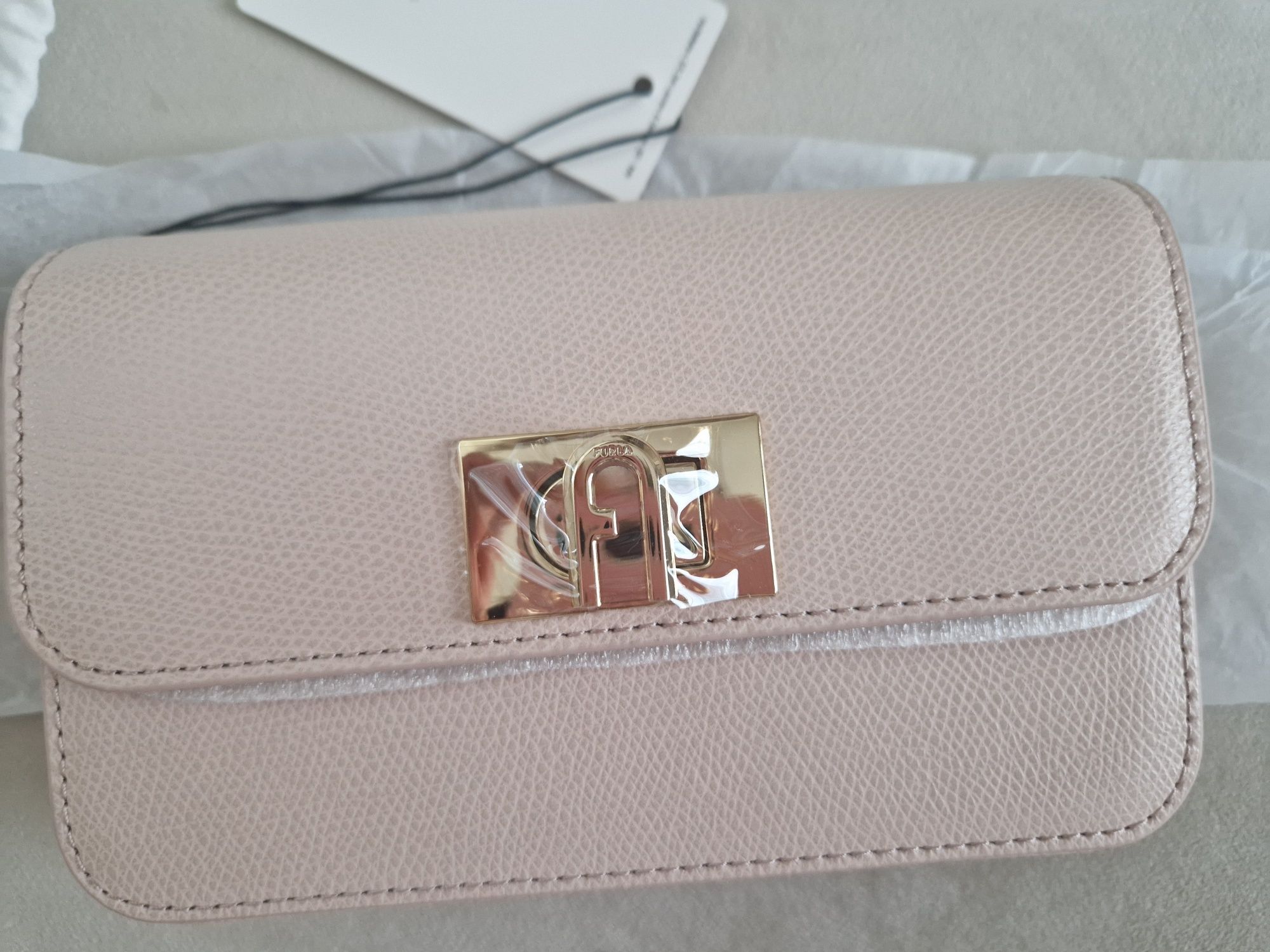 Furla  розе нова