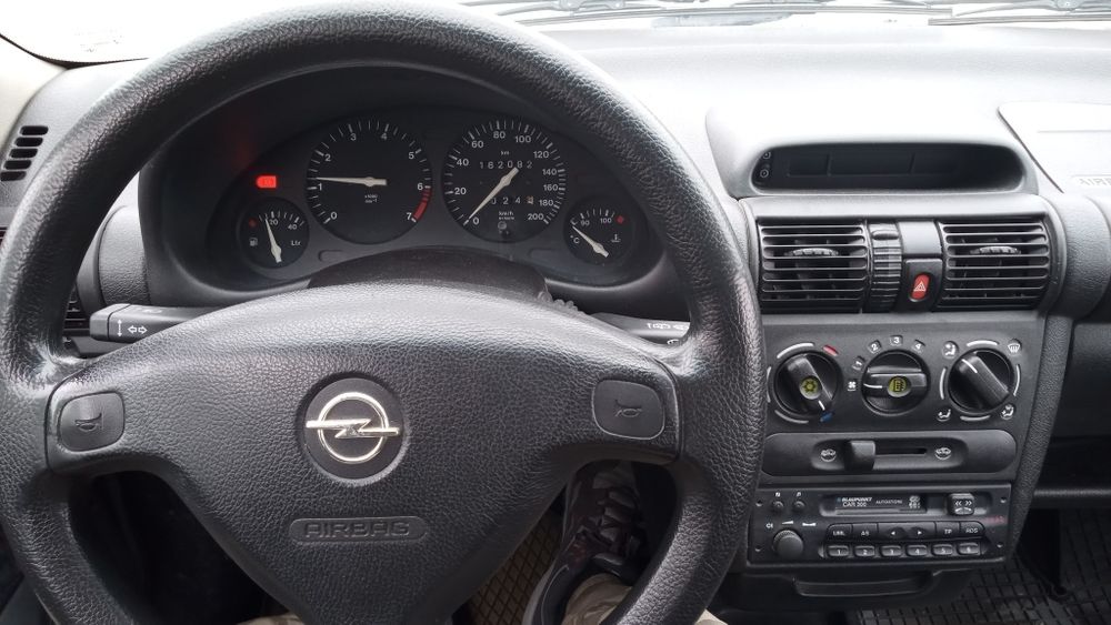 Opel CORSA b 1.2 benzina din anul 2000