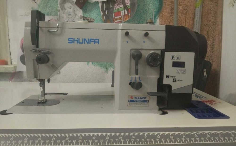 Продается швейная машинка