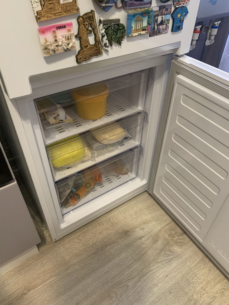 Не рабочий холодильник Beko(читать описание ВАЖНО!)