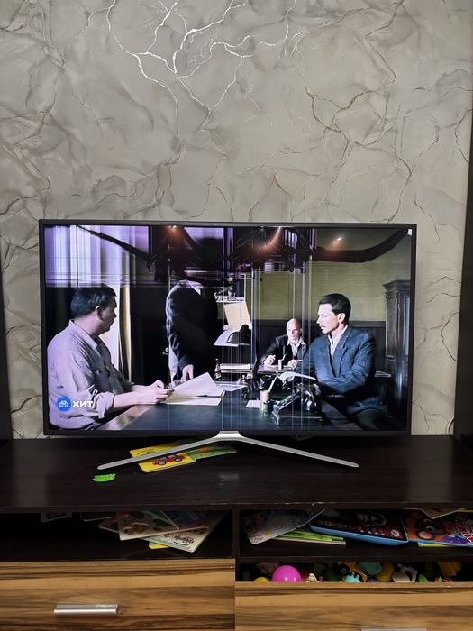 Продам телевизор