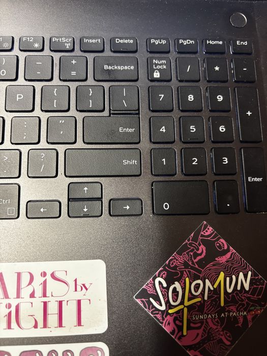 Лаптоп Dell Inspiron 7577 изключително запазен