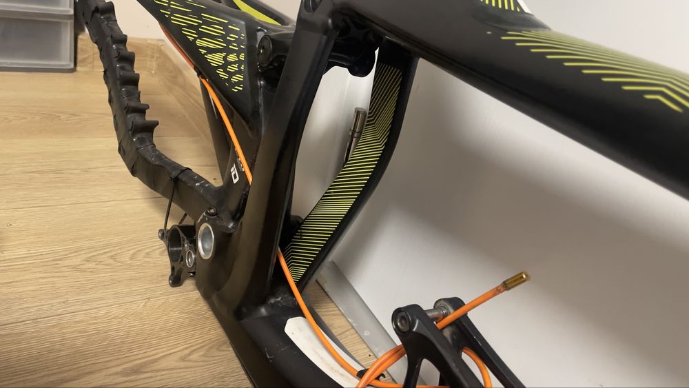 Рамка gt fury worl cup 2018 L/XL