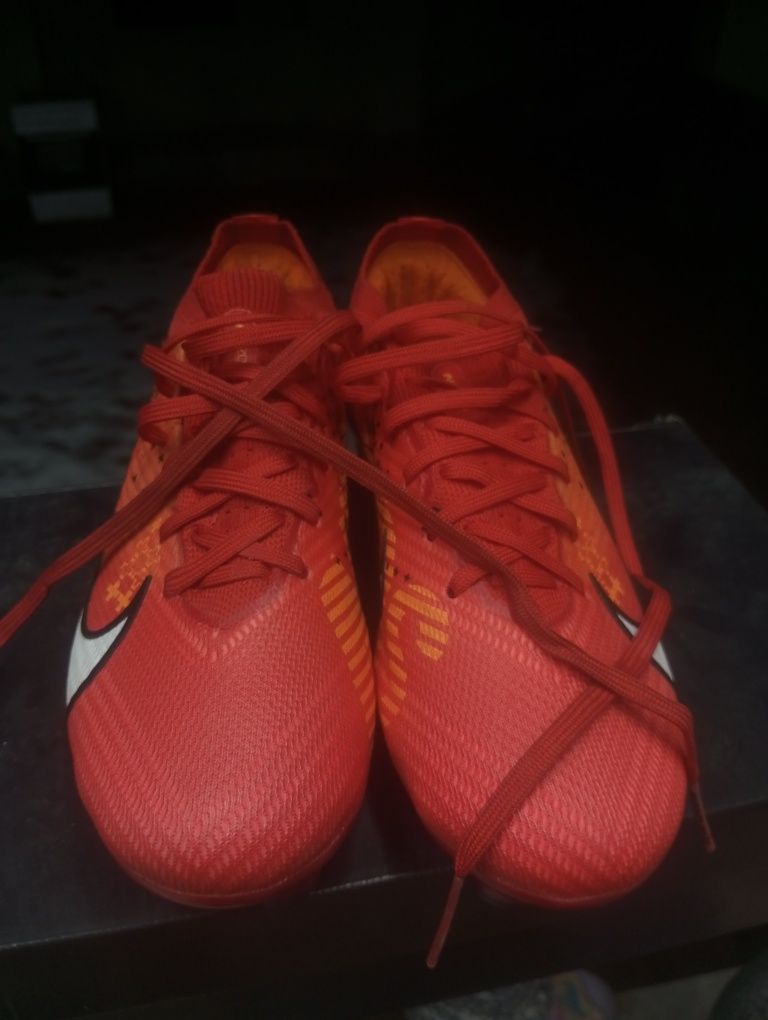 Продам бутсы Nike mercurial air zoom  размер 38