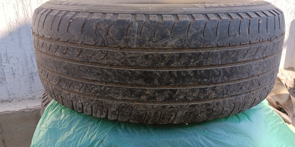 Летние шины б/у Michelin