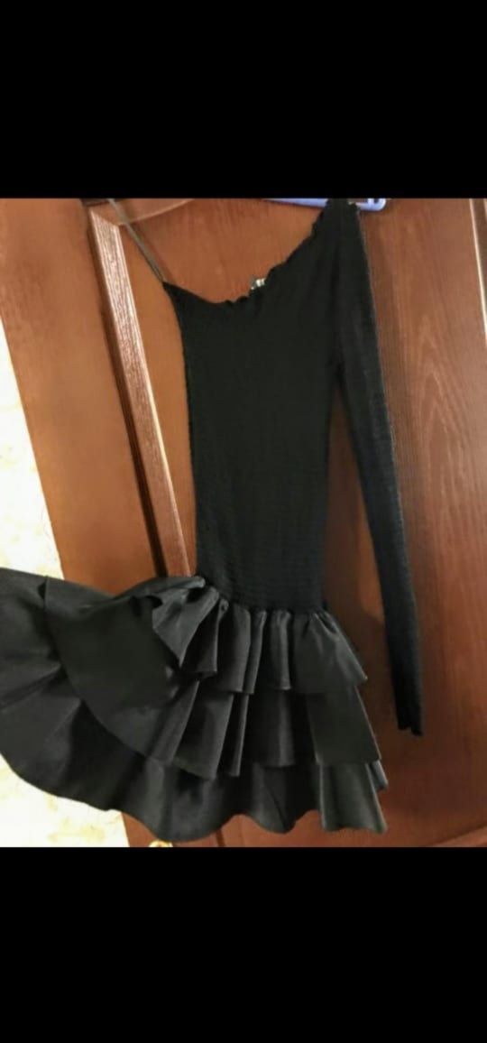 Новое коктейльное платье