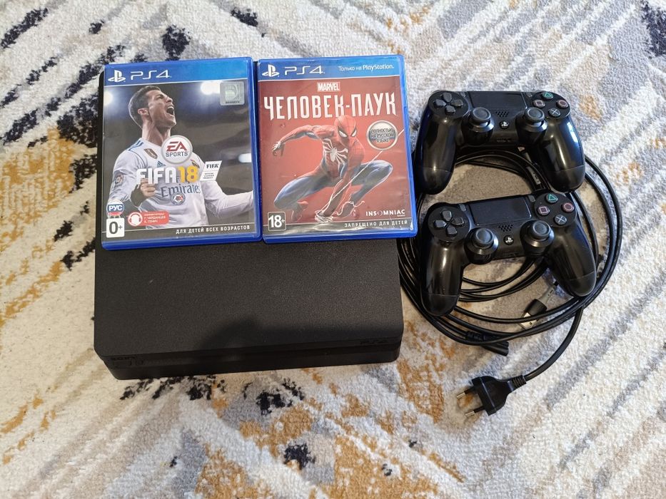 Playstation 4 SLIM с памятью на 1 ТБ