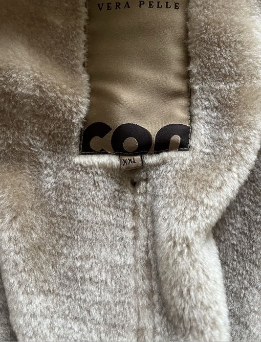 Cojoc piele , impecabil