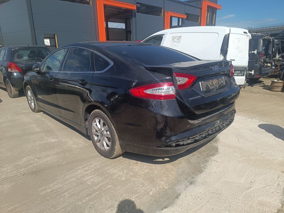 Dezmembram Ford Mondeo, an 2015, motor 2.0 benzină/ hybrid