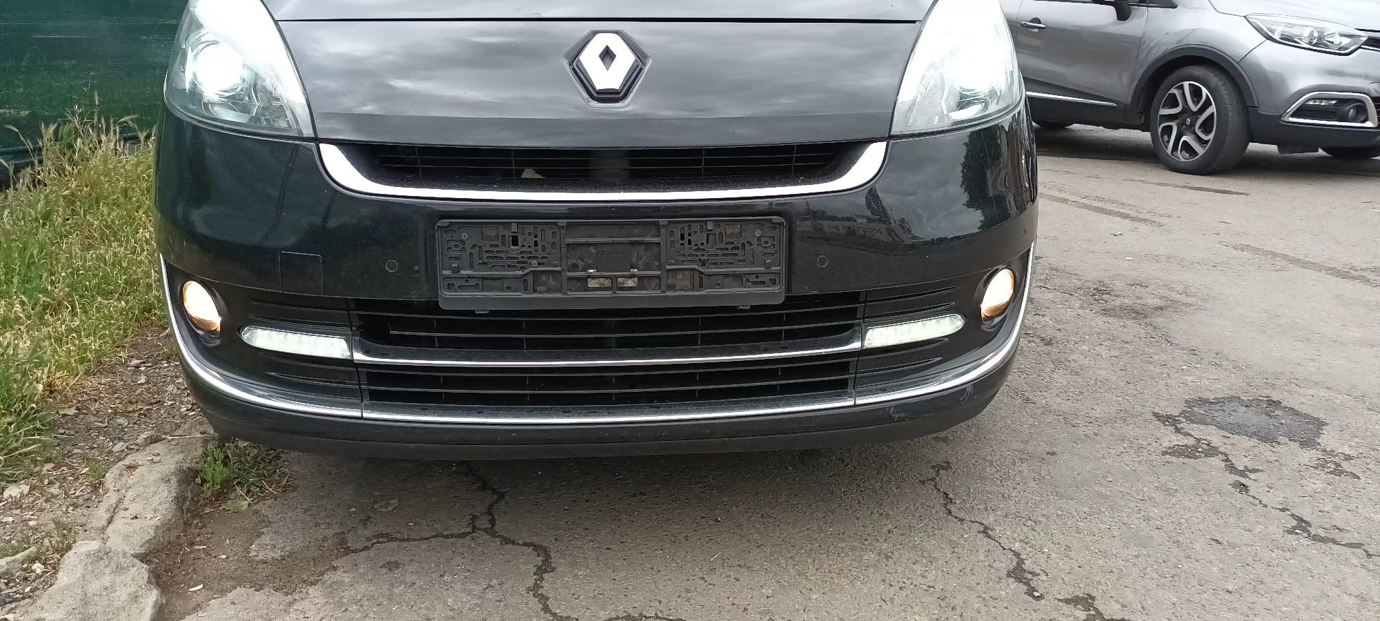 Bară față completă renault grand scenic 2012