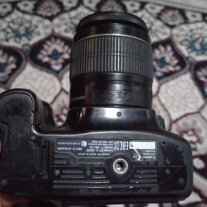 Canon 80 d  sotiladi