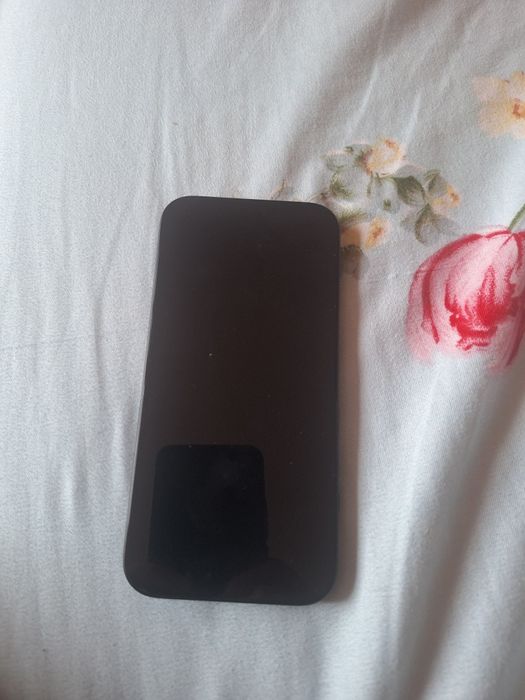 Vind iphone 15 pentru piese de schimb