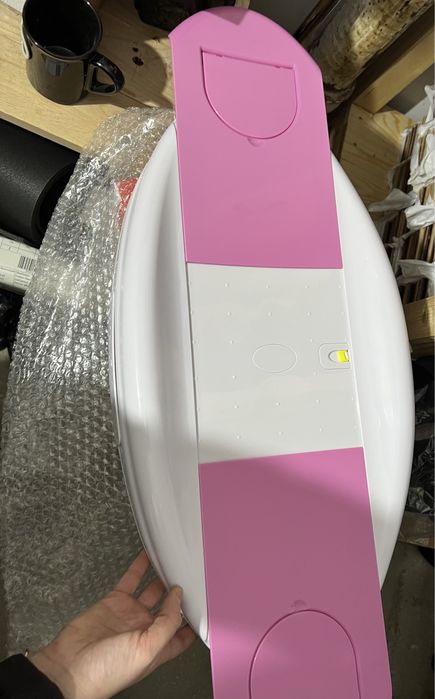 Vând cântar bebeluși si copii cu funcții suplimentare.