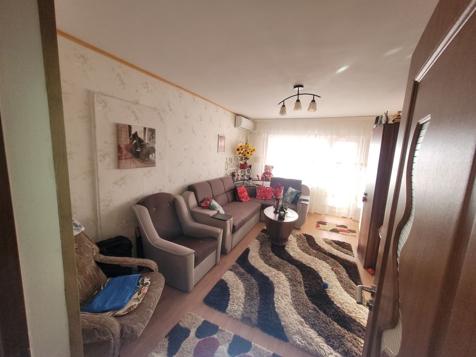 Apartament 2 camere decomandat