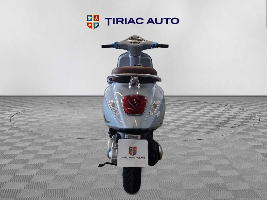 Piaggio Vespa Primavera 50 Grigio