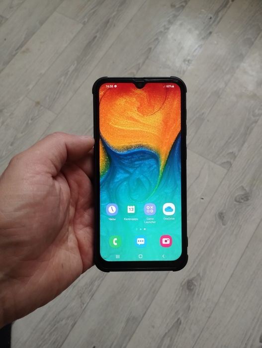 Samsung A30 в хорошем состоянии