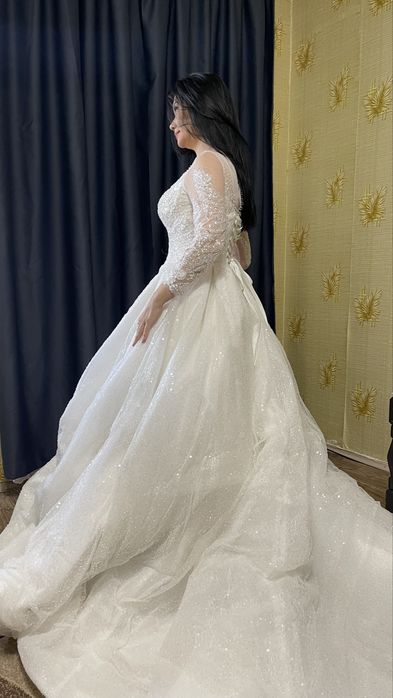 Продаются новые свадебные платья