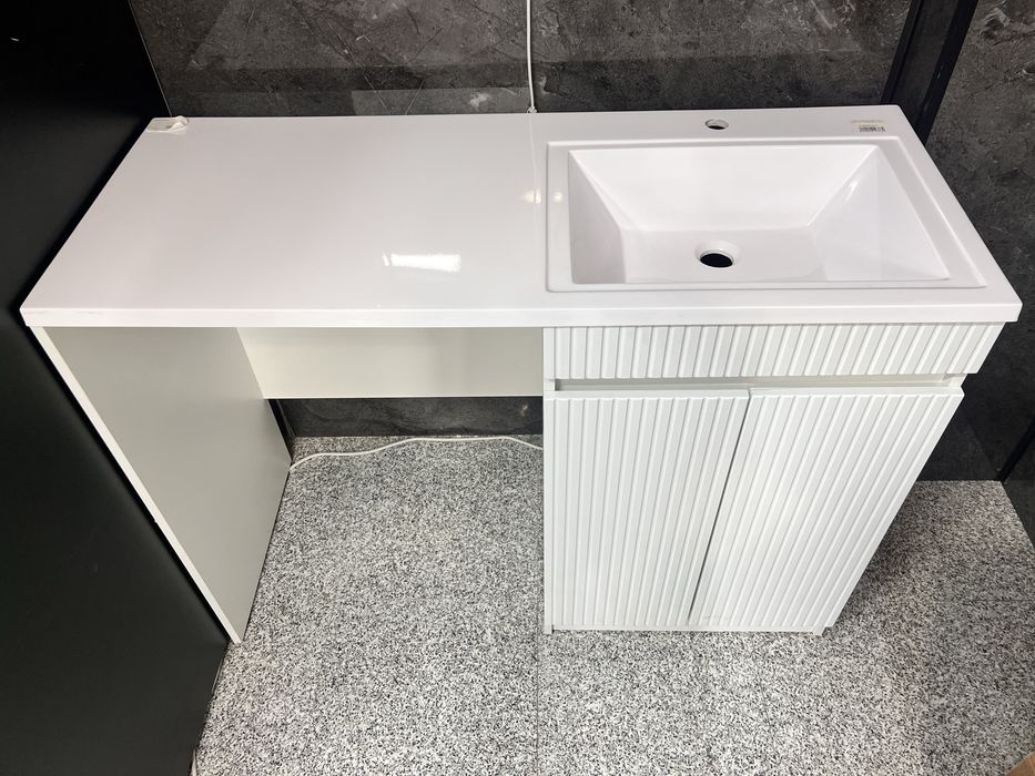 Продается тумба с раковиной