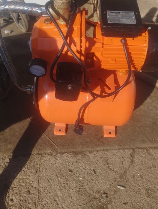 Hidrofor nou stare perfectă 24 litri cu injector