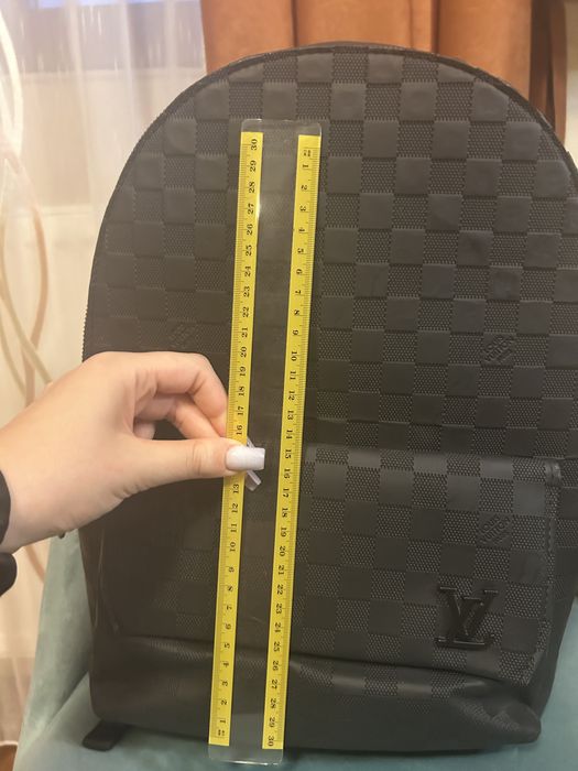 Ghiozdan louis vuitton