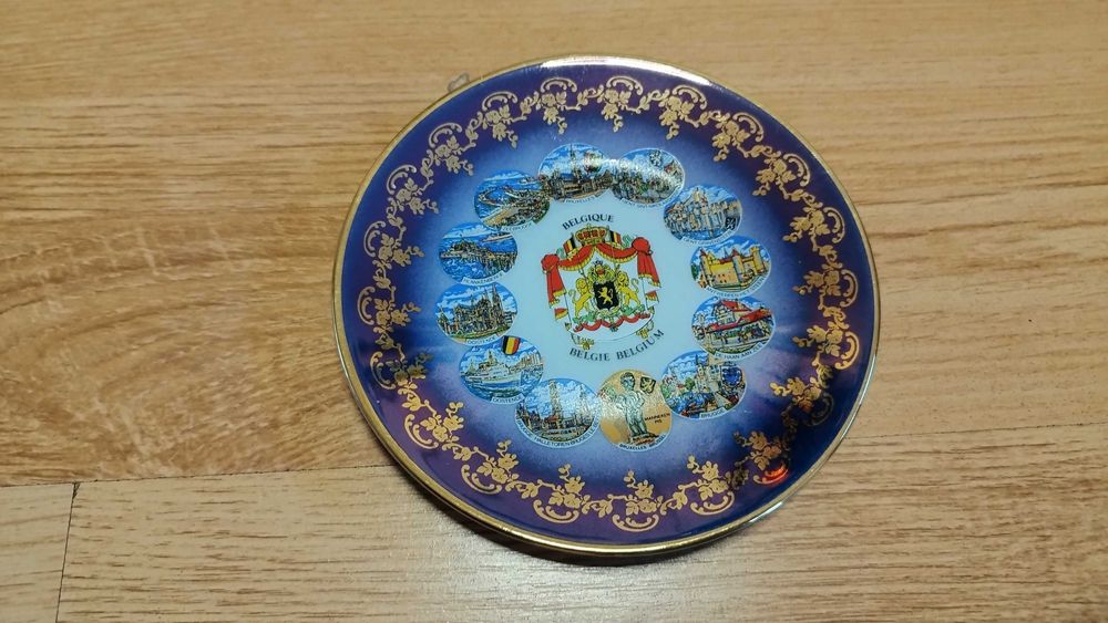 Красива,чиния от Белгия.