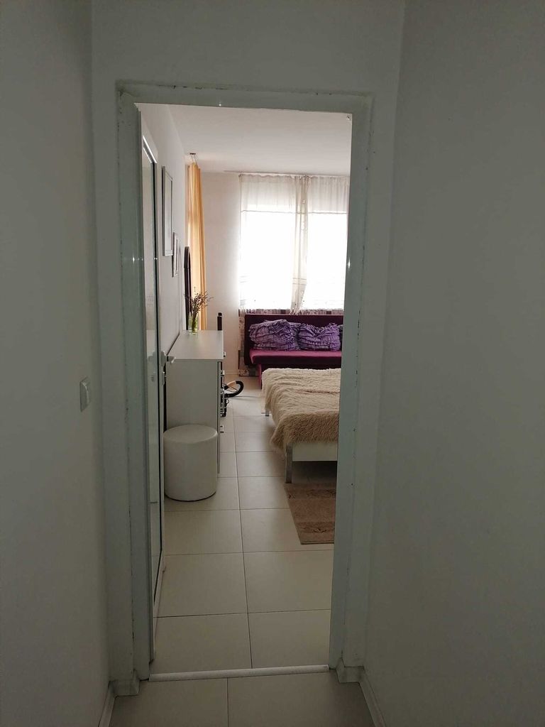 Дава се под наем Двустаен апартамент в Велинград - 76 кв.м за 85000 € - Снимка #1