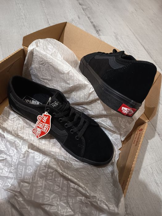 Vând Vans filmore noi