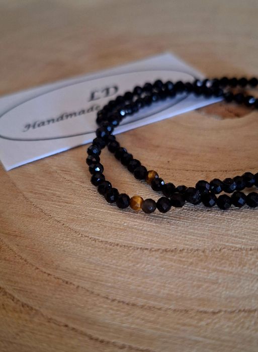 Гривни от Черен Турмалин и естествени камъни