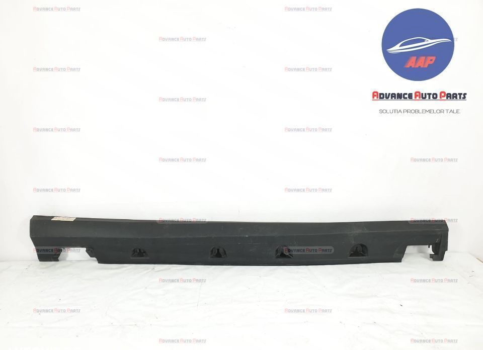 Ornament prag dreapta original in stare buna Mercedes-Benz  GLE Coupe